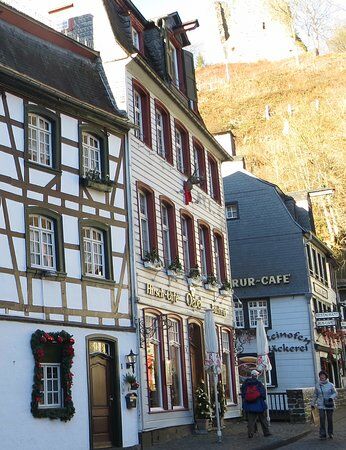 Hirsch Cafe Oebel