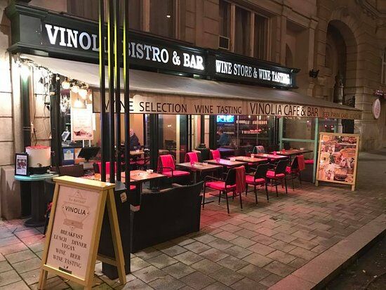 Vinolia Bistro & Bar