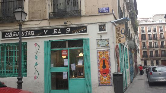 Barrutia y El 9