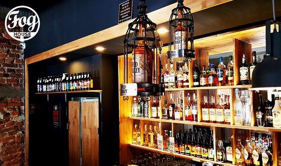 Fog House Pub & Grill