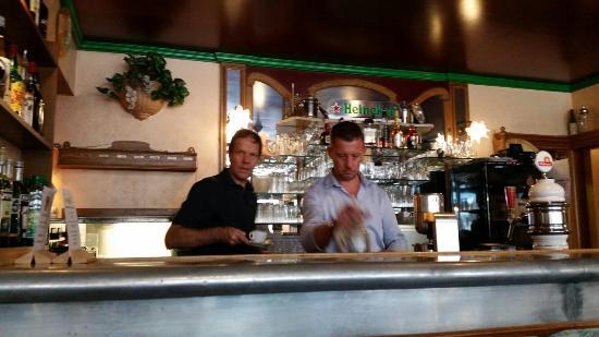 Le Grand Cafe
