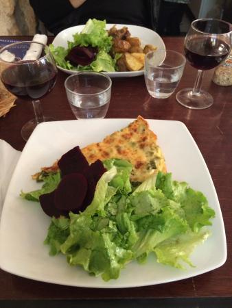 Le Troisieme Cafe