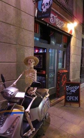 El Trece Rock Bar