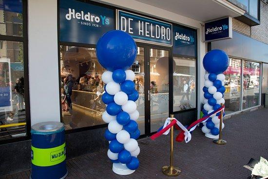 Heldro ijs