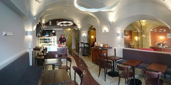 Bistro 26