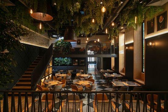 Food Lab Restaurant