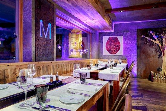 Muzis Restaurant