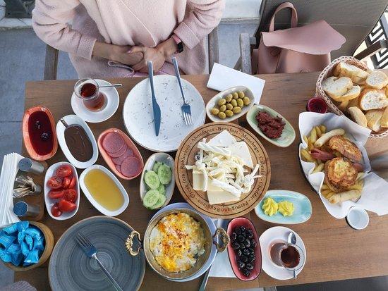 Zerina Cafe