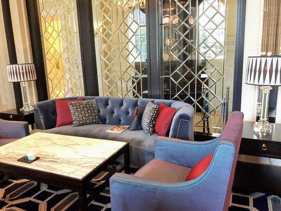 The Lobby Lounge