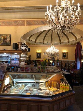 Cafe Bellaria