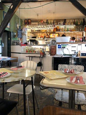 Osteria