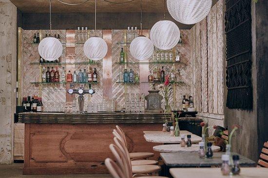 Libertine Petit Cafe
