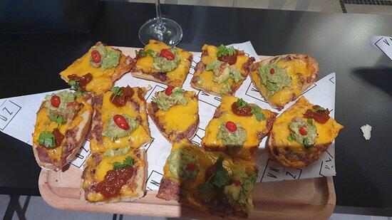 ZONA Bistro