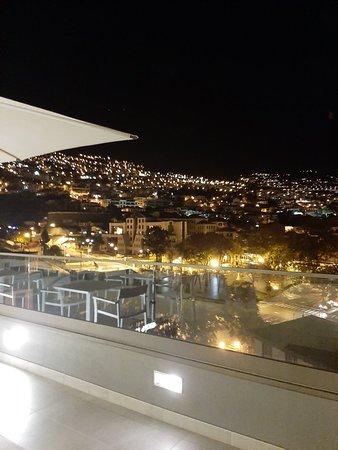Rooftop 3600 Restaurante & Bar