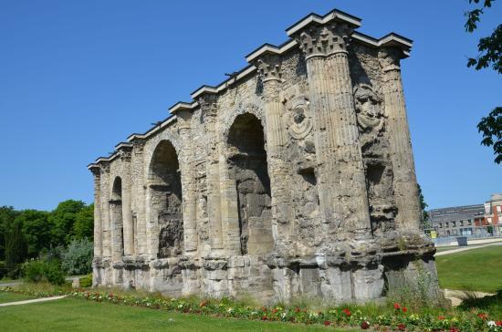 Porte Mars