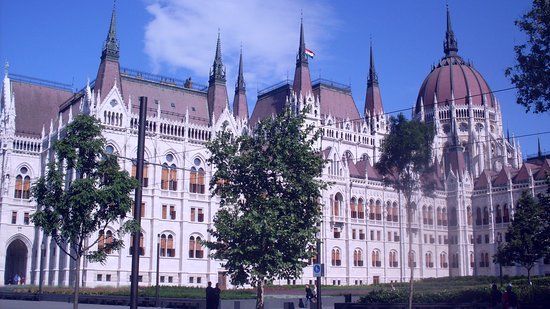 Kossuth tér