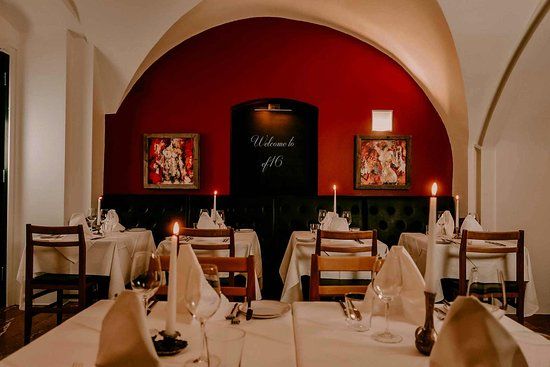 ef16 Restaurant