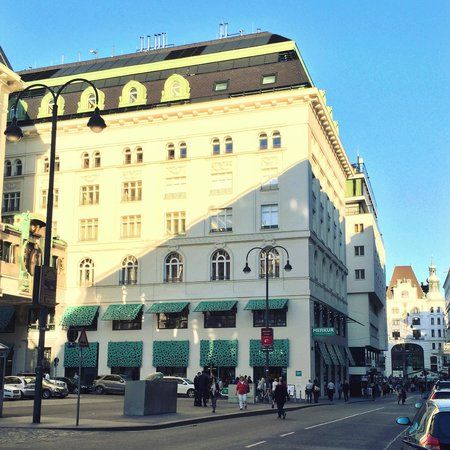 Merkur Hoher Markt