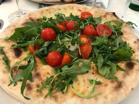 Fabbrica Pizzeria con Cucina