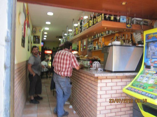 Bar El Kit Kat