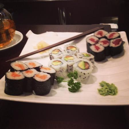 Sushi Lounge