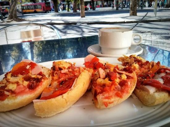 Cafe Bar El Colmado