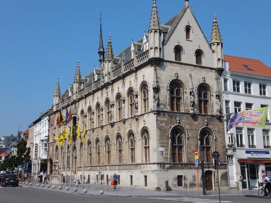 Kortrijk City Hall
