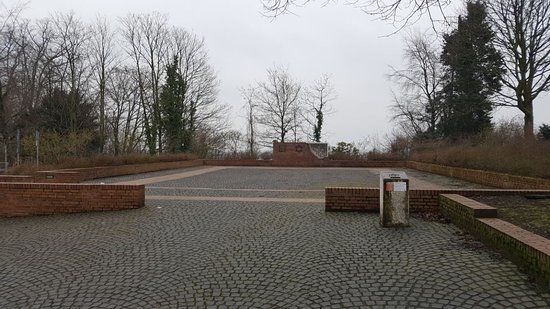 Synagogenplatz