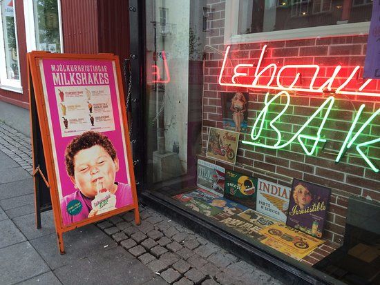 Lebowski Bar