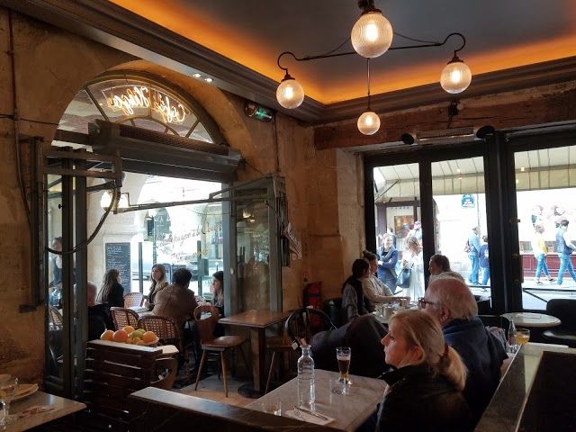 Cafe Hugo