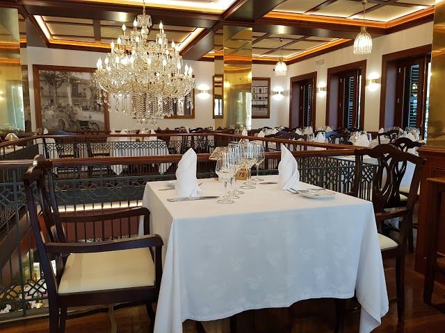 Golden Gate Grand Cafe