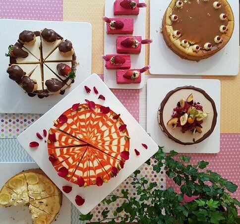 Cheesy Cakes